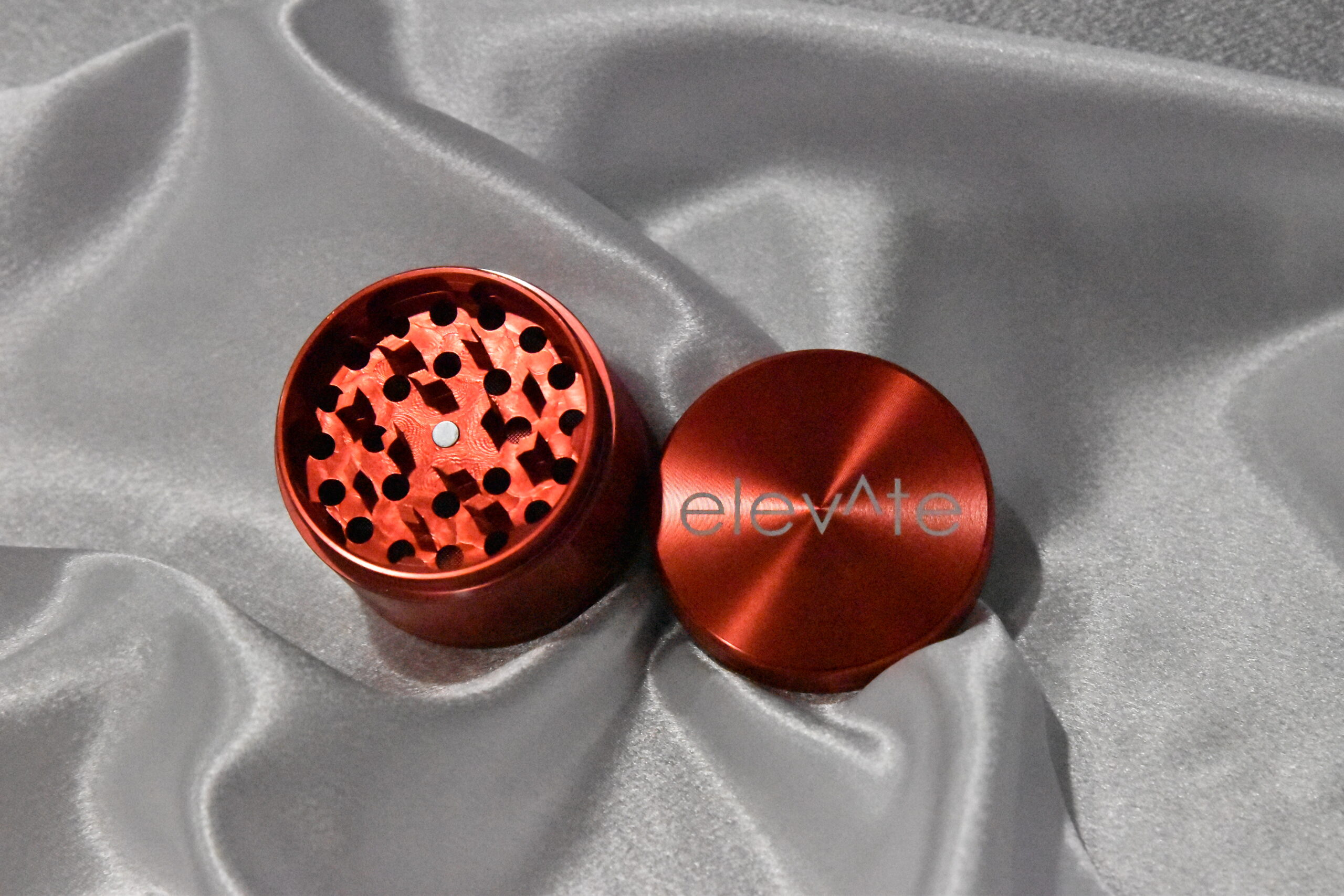 Elevate Grinder (Red)