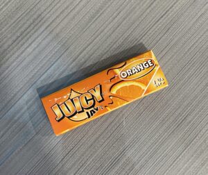 ORANGE - Juicy Jay 1 1/4" Rolling Papers