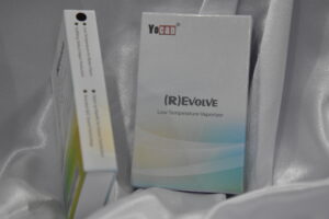 Yocan Revolve (Black)